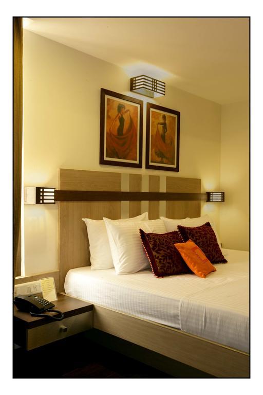 Hotel Utsav Deluxe Pune Pokój zdjęcie