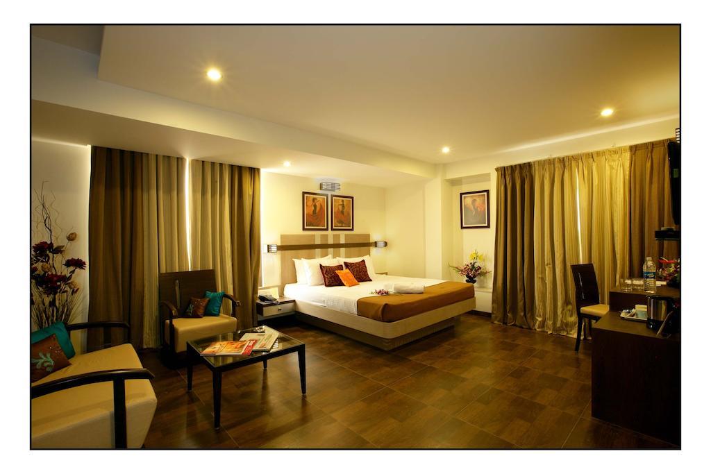 Hotel Utsav Deluxe Pune Pokój zdjęcie